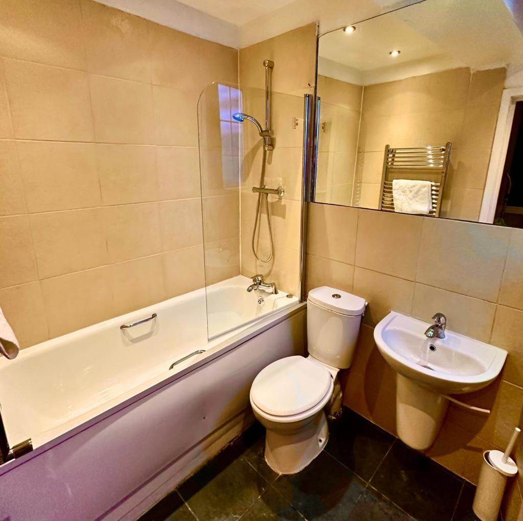 Appartement 30 Secs To Euston Station à Londres Extérieur photo